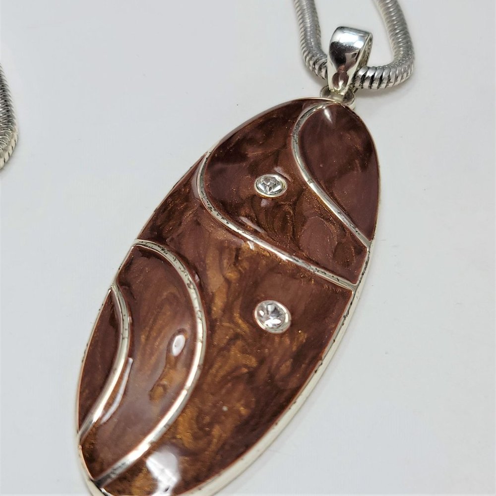 Modern Enameled Pendant Necklace Snake Chain - Picture 3 of 8